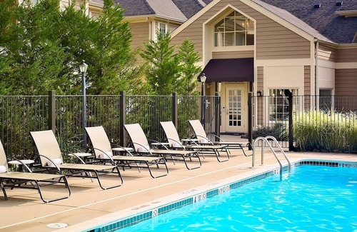 Westlake House | Relax and Unwind! Free Parking, Pets Allowed, Minutes to Walker Road Park