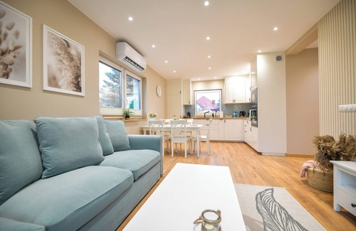 Oswiecim Apartment | Relax and unwind in a cosy atmosphere with a unique view.