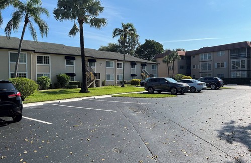 Pompano Beach Condo | Relax and Unwind in This Charming Pompano Beach Condo, 2BR/2BR