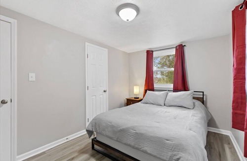 Lillington House | Relax At Ross - 2 minutes from Cape Fear Adventures