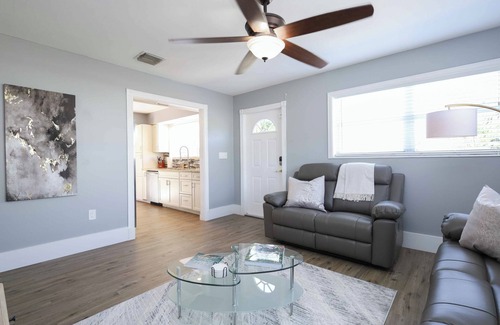 Hunt Club Villa | Relax at Serenity – Heated Pool Spa WiFi Near Beach 3 Bedrooms