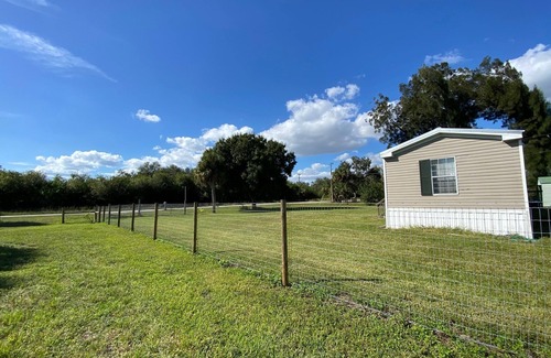 Moore Haven House | Relax! Bring your boat and fish Lake Okeechobee!