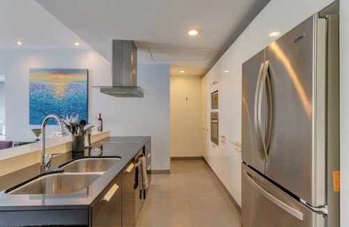 Villa Juarez Condo | Relax by the Pool | Private Terrace & Beach Access