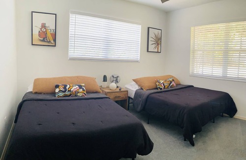 Fort Ogden House | Relax+Explore at the Berry Farm Fort Ogden {pet friendly}