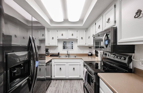 San Marquis Apartment | Relax FULL 2br/2b w/Pool & Spa Near OldTown & Bars