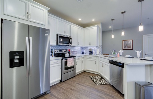 Silk Stocking Neighborhood Condo | Relax in 2 bedroom Condo at The Cays Ocotillo!30 Night Min!