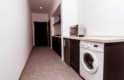Masaki House | Relax in 2BR apartment w/wifi, gym & pool