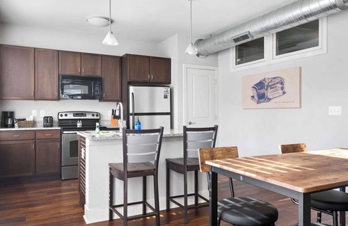 Mile Square Apartment | Relax in a Chic DT Corner Unit with Free Parking