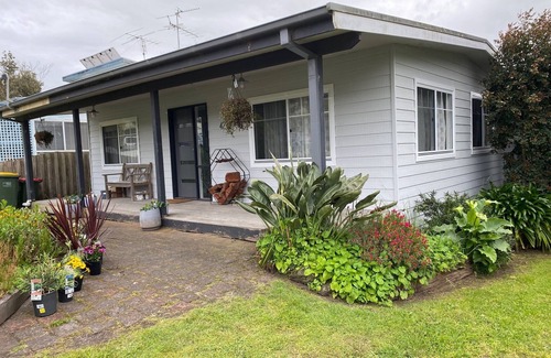Cape Paterson House | Relax in a recently renovated Hamptons-style home away from home. Pet friendly.
