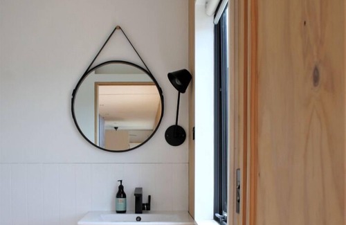 Queensberry House | Relax in a stunning rural setting with river views