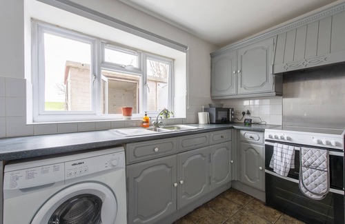 Endlebury House | Relax in comfort in Chingford!