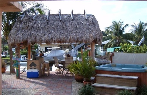 Tavernier House | Relax in Islamorada-Canal Front 3 Bedroom /2 Bath Home