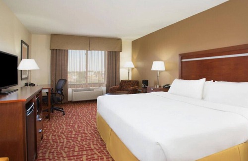 Glendive House | Relax in Style in a Fantastic Retreat -S