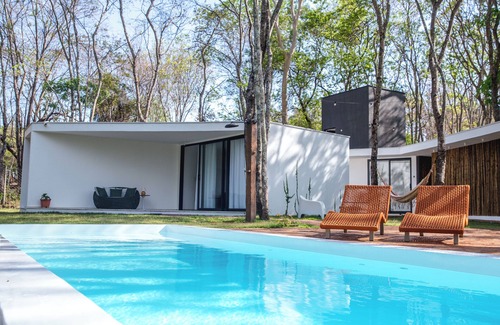 Serra do Cipo House | Relax in this calm and stylish space.