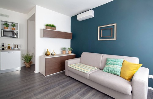 Mestre Apartment | Relax in this Cozy and Glam Apartment