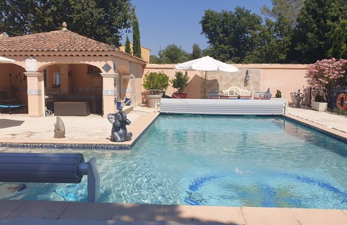 Forcalqueiret Apartment | Relax in this quiet 50 m² F1-type accommodation