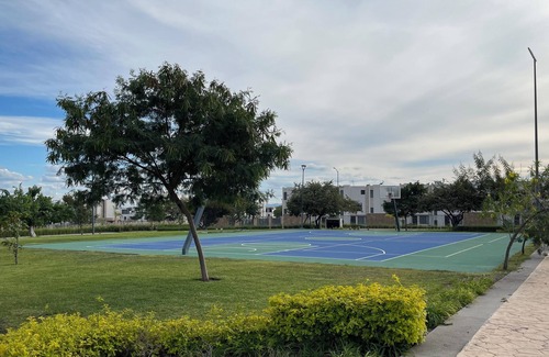Xochitepec Apartment | Relax in Xochitepec: apartment with pools, terrace and access to tourist areas