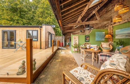 East Rudham House | Relax into this stunning, specially adapted lodge set within the old stables on the owner’s farm in