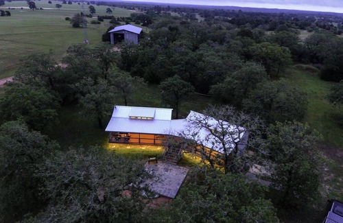 Paige Cabin | Relax, Recharge in Tranquil Country Setting
