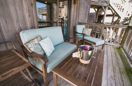 Duck Condo | Relax, Rejuvenate, and Refresh