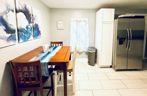 Nederland House | Relax & Unwind in 2BR 1BA Home in Quiet Neighborhood