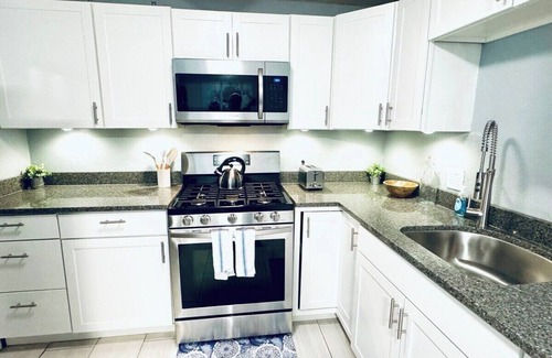 Nederland House | Relax & Unwind in 2BR 1BA Home in Quiet Neighborhood