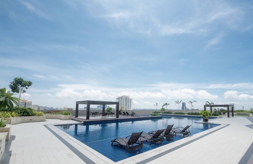 Mabolo Condo | Relax & unwind in this 1 BR/1 Bath Condo walking distance from Ayala Mall