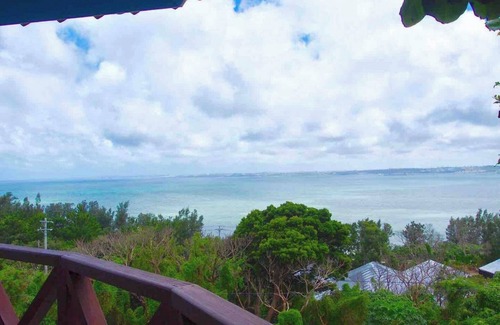 Igei Apartment | Relax while watching the ocean 6 people 10 minut - 3FB/Kunigamigun Okinawa