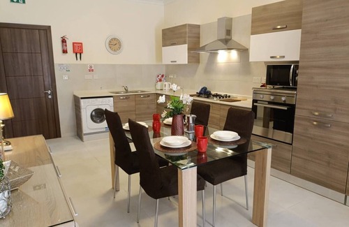 Mellieha Apartment | Relax with the whole family at this peaceful place to stay