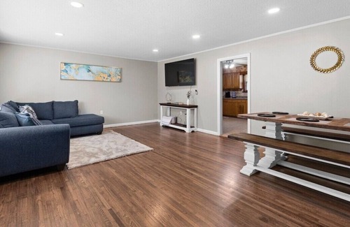 Red Bank House | Relax with the whole family at this peaceful place to stay