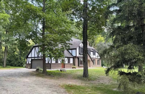 Syracuse House | Relax with the whole family, peaceful and in the woods on 6 beautiful acres.