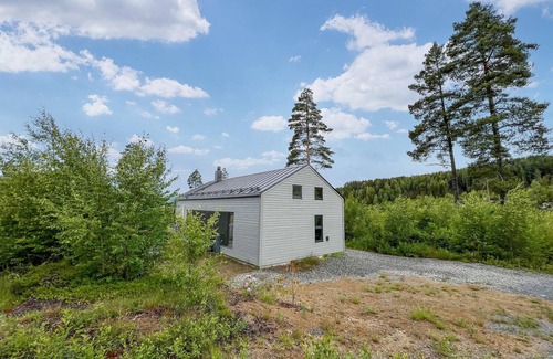 Ringsaker House | Relax with your loved ones in this beautiful holiday home.