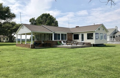 Lottsburg House | Relaxation awaits! Potomac River Waterfront Home.