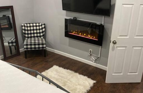 Highland Historic District House | Relaxation on Robinson