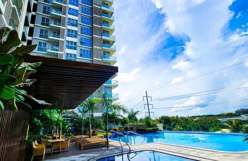 Iloilo Condo | Relaxation Redefined: 2-BR Escape