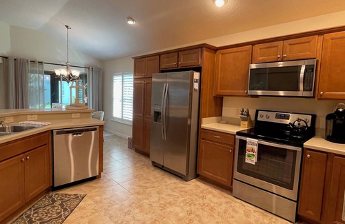 Fruitland Park House | Relaxation, Villages style—your happy place awaits