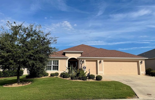 Fruitland Park House | Relaxation, Villages style—your happy place awaits