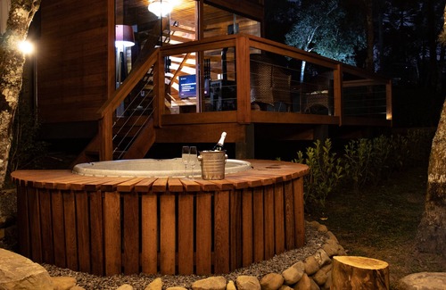 Urubici Ski Chalet | Relaxe neste espaço calmo e lindo junto a natureza da Serra Catarinense.