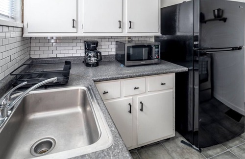 Moraine Apartment | Relaxed 2BR Apt in Moraine w/Office Space + W/D