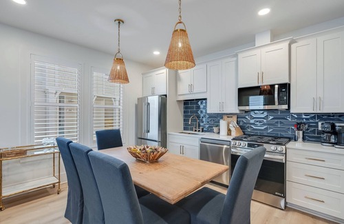 Port St. Joe House | Relaxed 3BR/2BA Coastal Cottage/Walk to Marina, Dining & Downtown Port St Joe