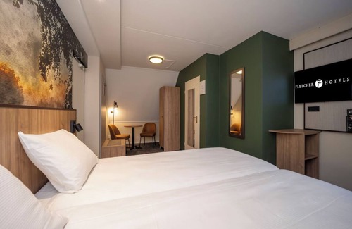 Arcen Hotel | Relaxed Stay in Arcen Close to Parks and Brewery Free Parking