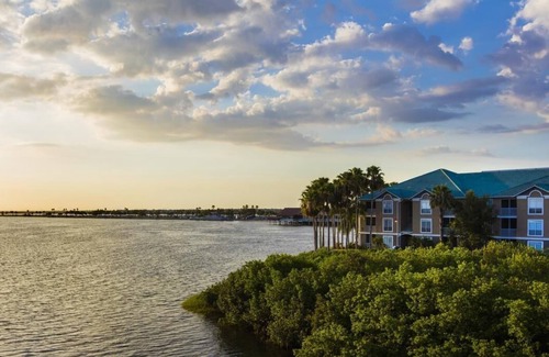 Rocky Point Condo | Relaxing 1BR w/Pool Views & Full Kitchen