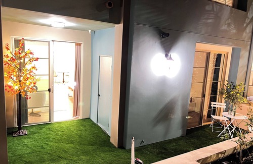 Encino Apartment | Relaxing 2 BR Oasis w/Parking