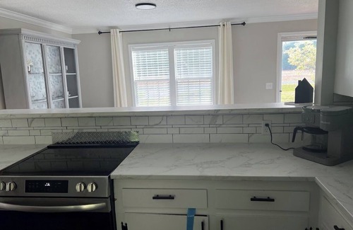 New Zion House | Relaxing 3-Bedroom Getaway in Peaceful Cades – Sleeps 8