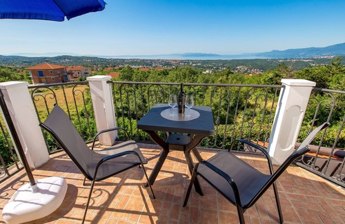 Marcelji Apartment | Relaxing 3 br apartment with sea view
