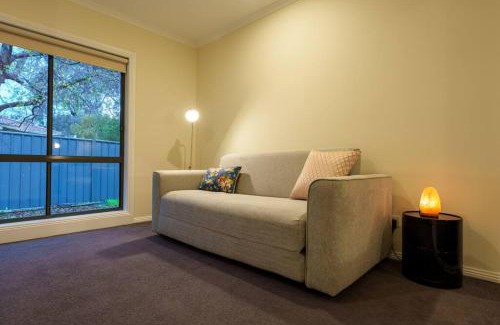 Kennington House | Relaxing 3bd in tranquil setting