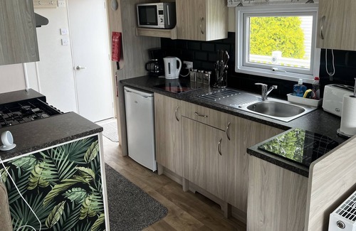 Great Houghton Cabin | Relaxing and Quiet Holiday Cabin, Sleeps 4