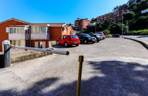 Gospostina Apartment | Relaxing Apt on Budva Coastline - 1 Bedroom Apt