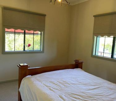 Foster House | Relaxing & beautiful Miner's cottage near Wilson’s Prom