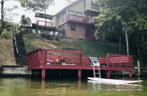 Oak Grove House | Relaxing Boone Lake house -close proximity to TRI-city/Bristol, Johnson City